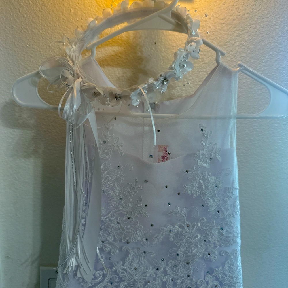 White Floral Embellished Dress with Headband